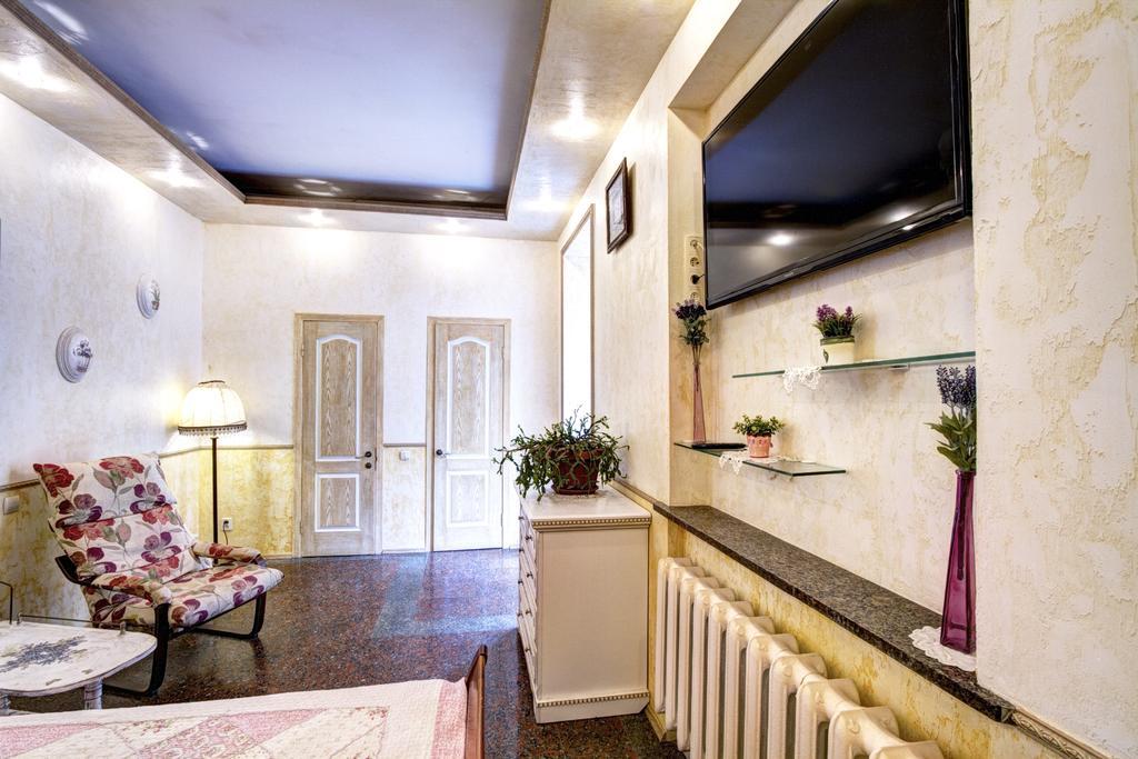 Riviera Apartments - уединенный отдых у моря Одесса Экстерьер фото