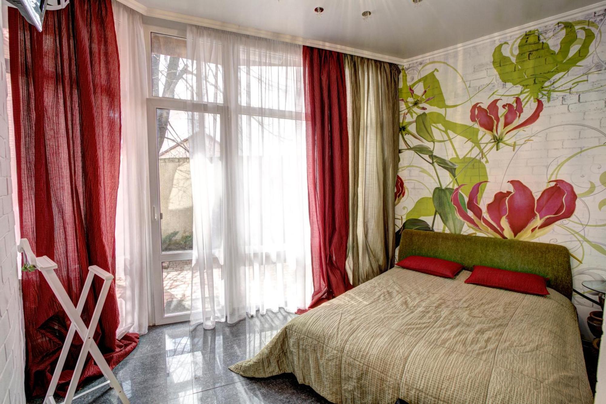 Riviera Apartments - уединенный отдых у моря Одесса Экстерьер фото